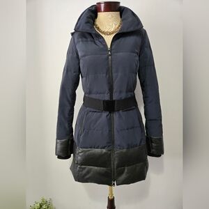 DANIER Navy and Black Nylon And Leather Duck Down Puffer Coat. Size 2XS
